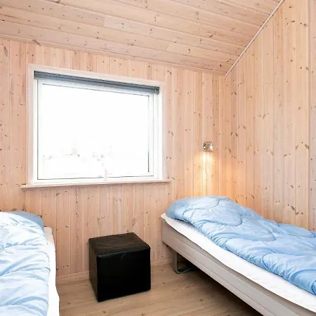 Five-bedroom In * Millinge