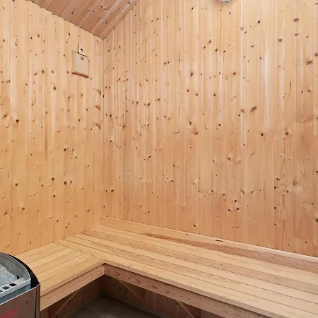 Five-bedroom In Tatil Evi *